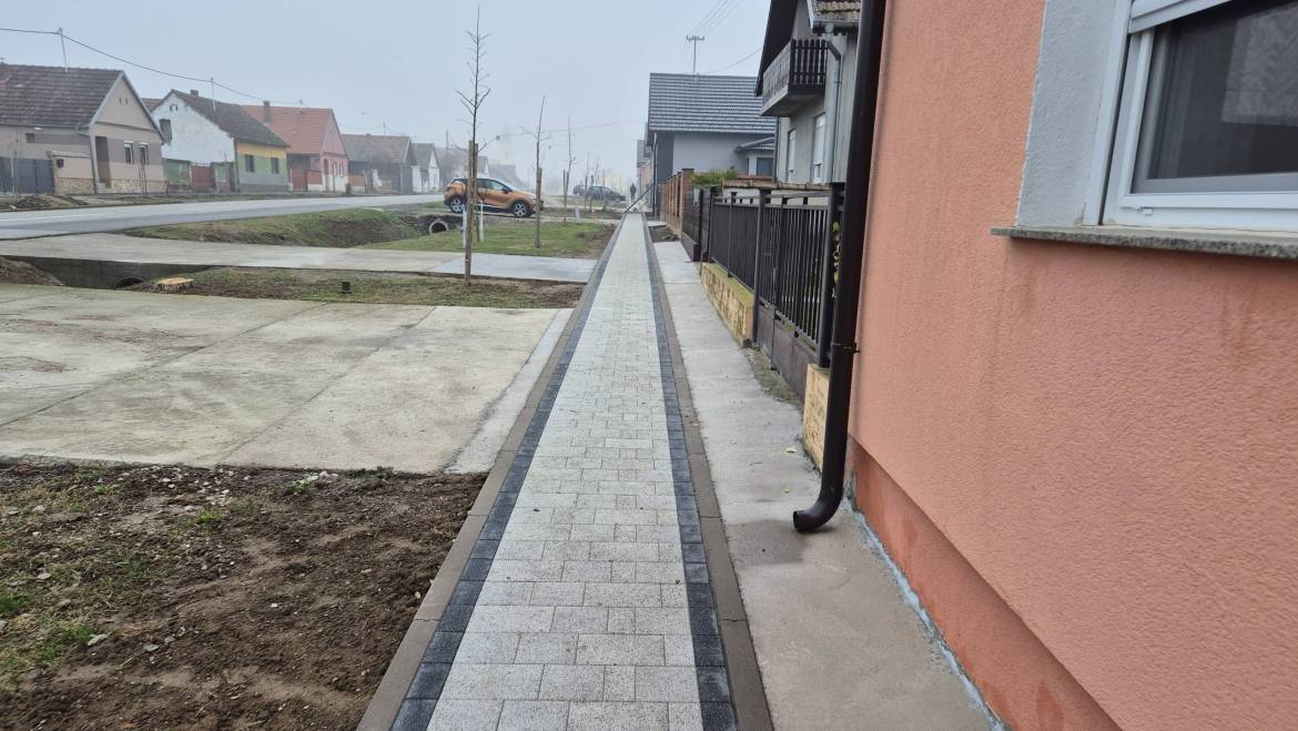 Završena izgradnja i rekonstrukcija pješačkih staza u naselju Vrbica